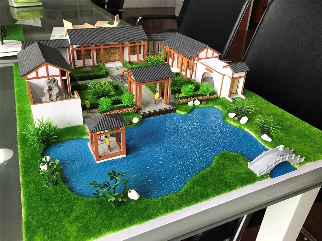 创意筑梦，模型生辉——华谊学院15级艺术设计专业（环艺班）《空间模型制作》课程圆满收官